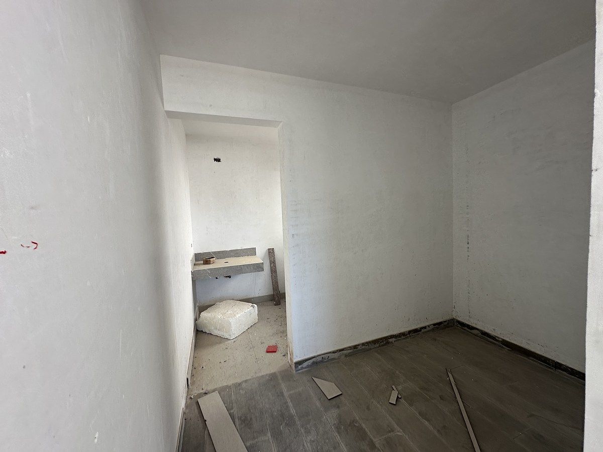 18 de 26: WALK IN CLOSET REC SECUNDARIA Y BAÑO AL FONDO