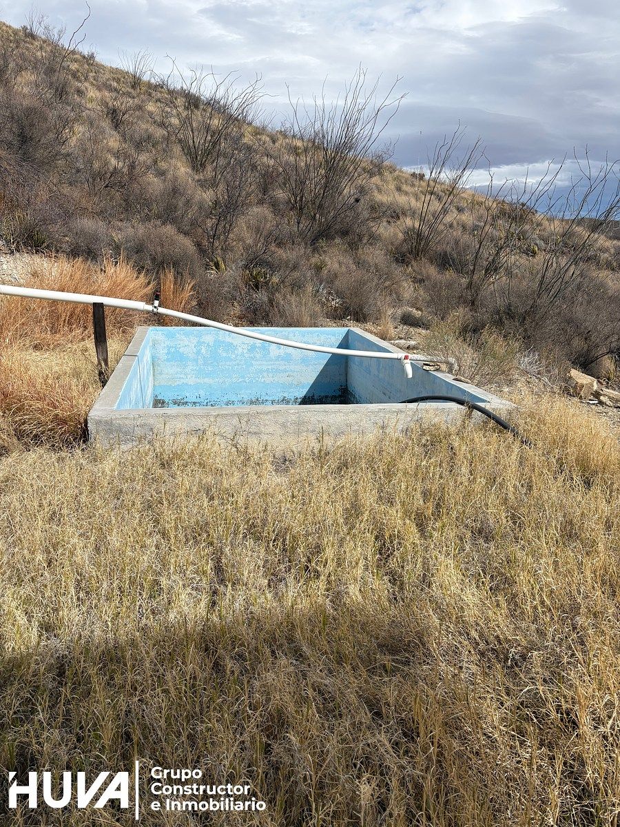6 de 12: Pileta - el terreno cuenta además con 2 pozos de agua