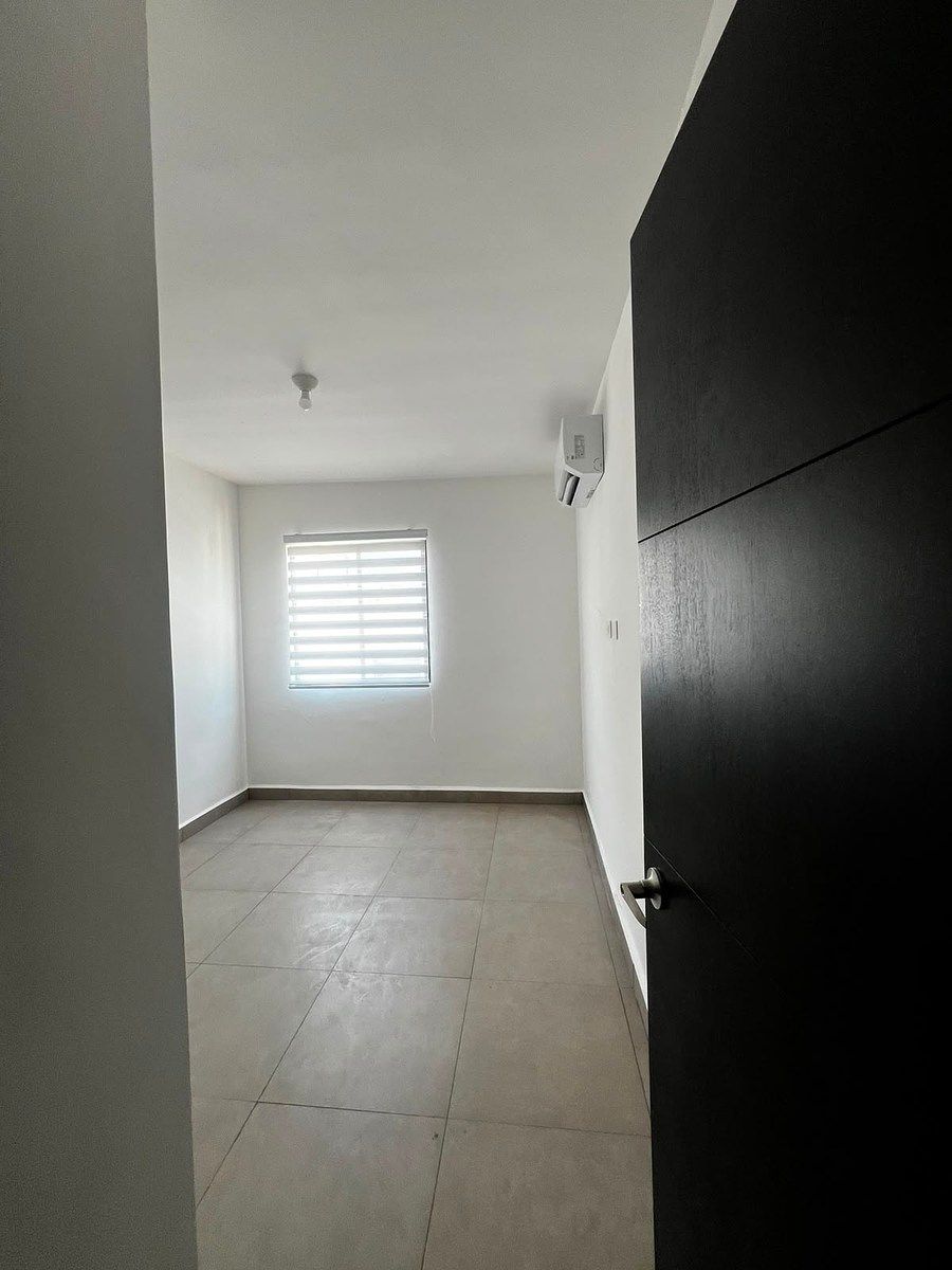 Casa em Dominio Cumbres, García, foto 17 de 27