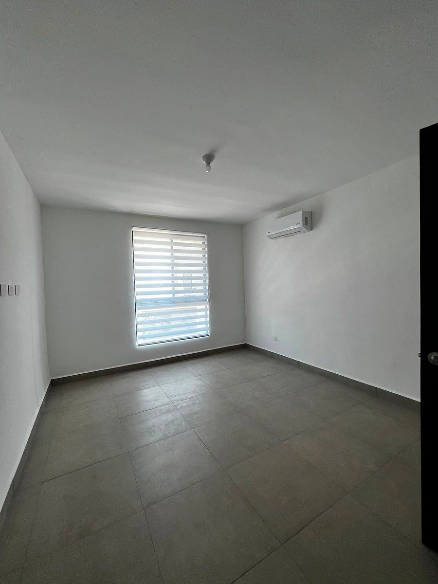 Casa em Dominio Cumbres, García, foto 18 de 27
