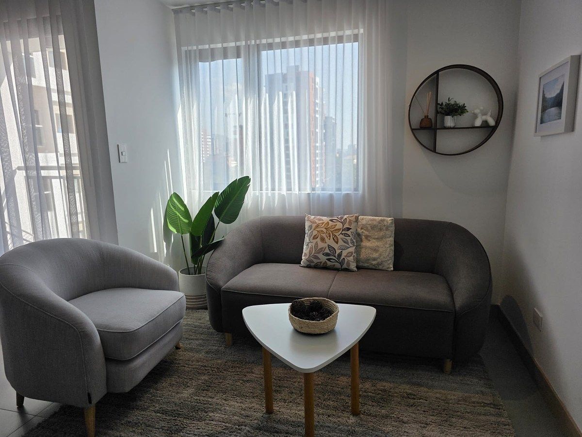 Apartamento en Zona 10, Guatemala, foto 2 de 11