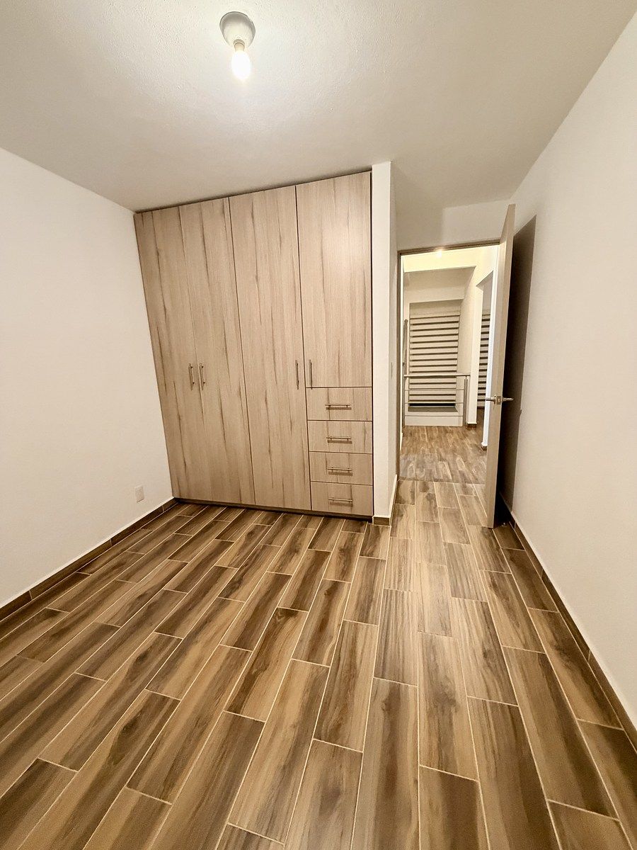 22 de 38: recamara secundaria 1