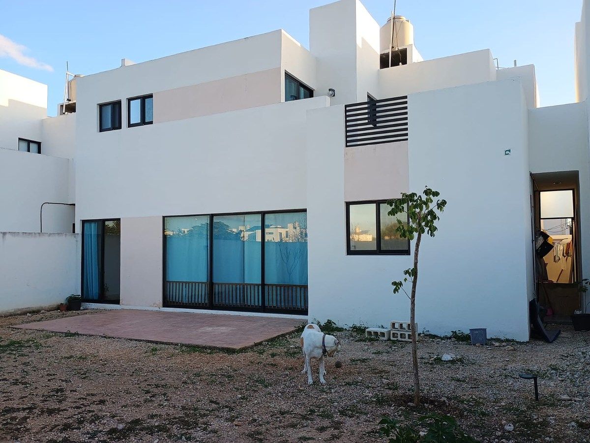 21 of 39: Parte trasera