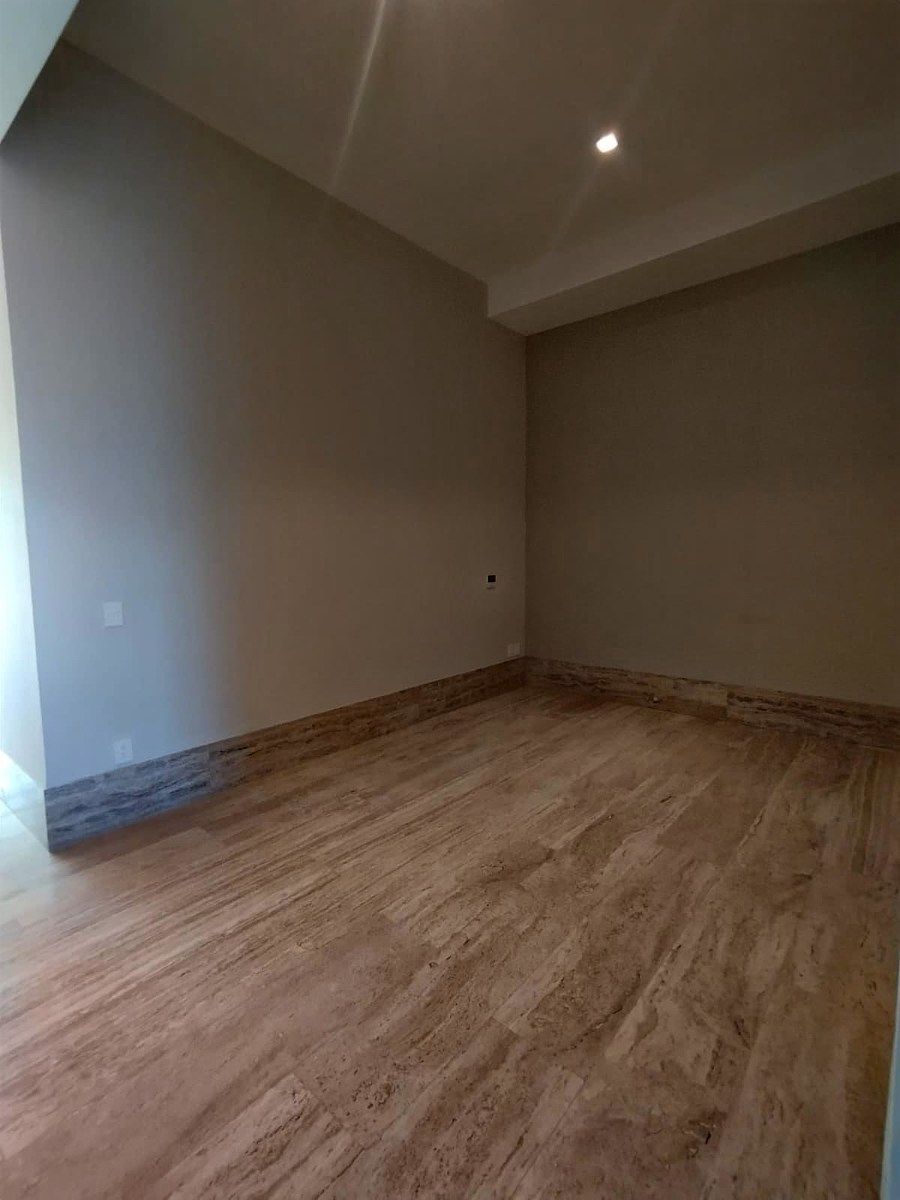 18 de 36: Área de Tv