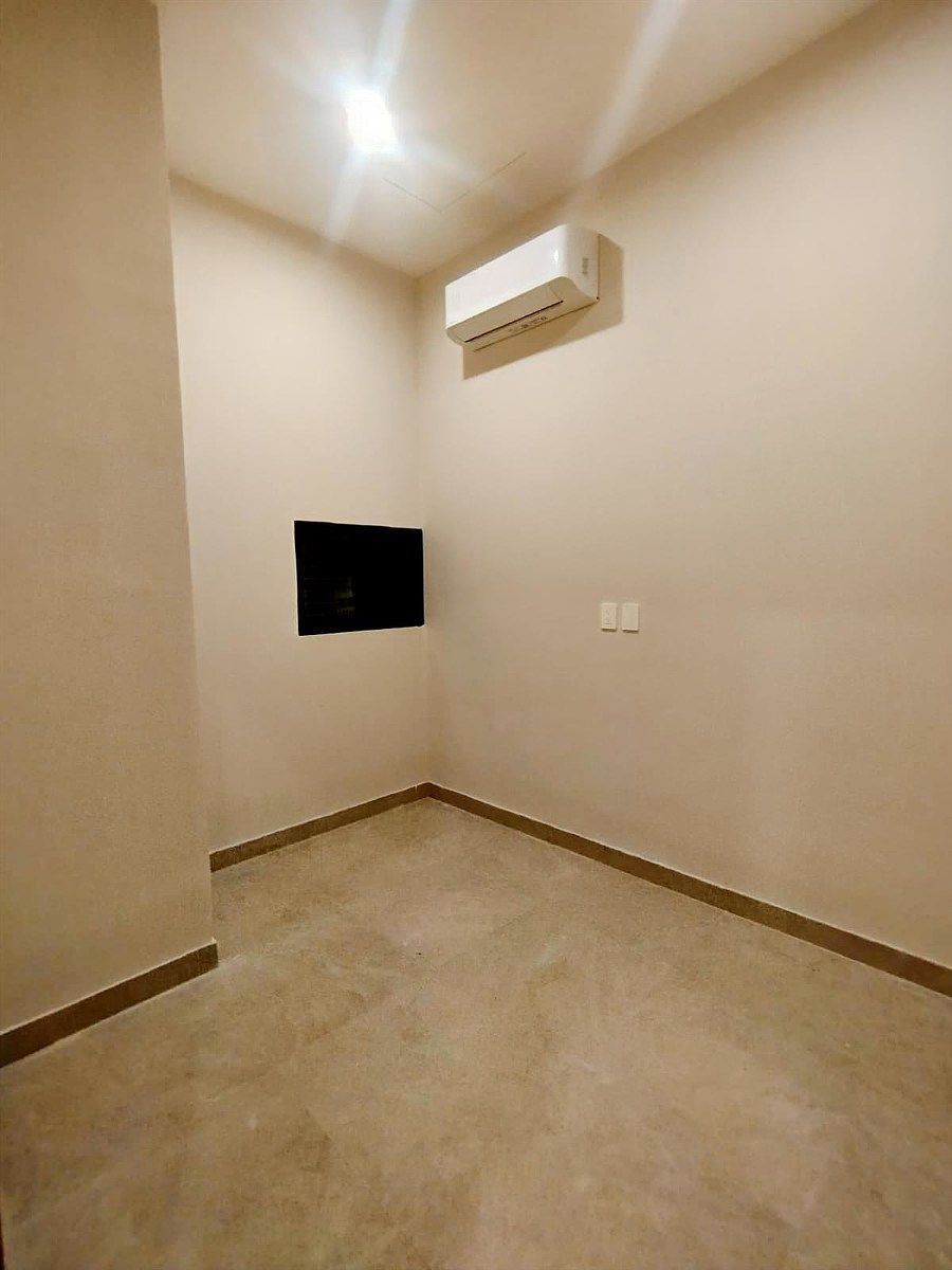 9 de 36: Cuarto de servicio