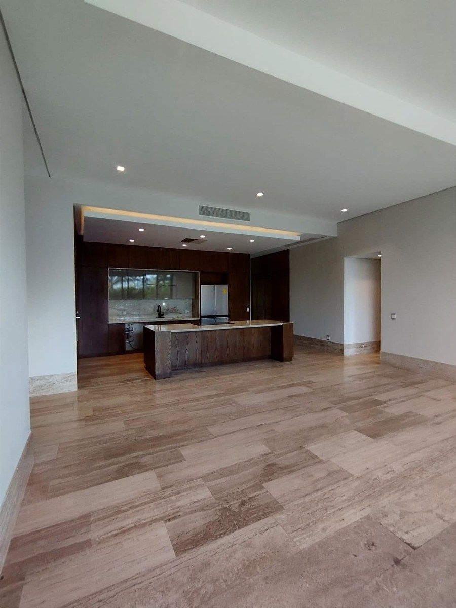 7 de 36: Cocina desde la estancia