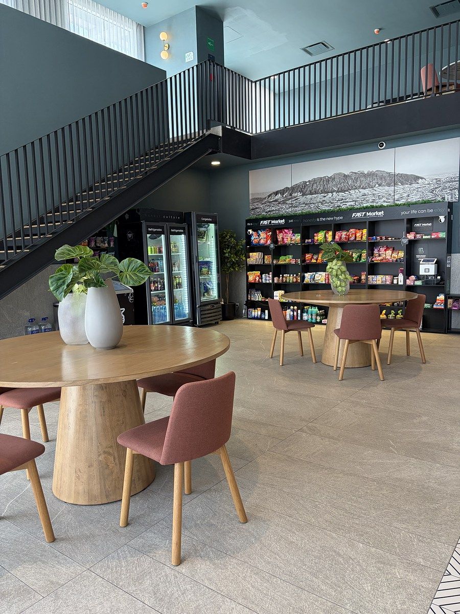 29 de 33: Area de Market