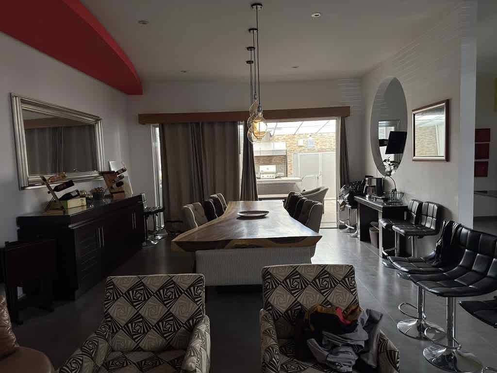 6 de 31: Vista desde el cuarto de TV