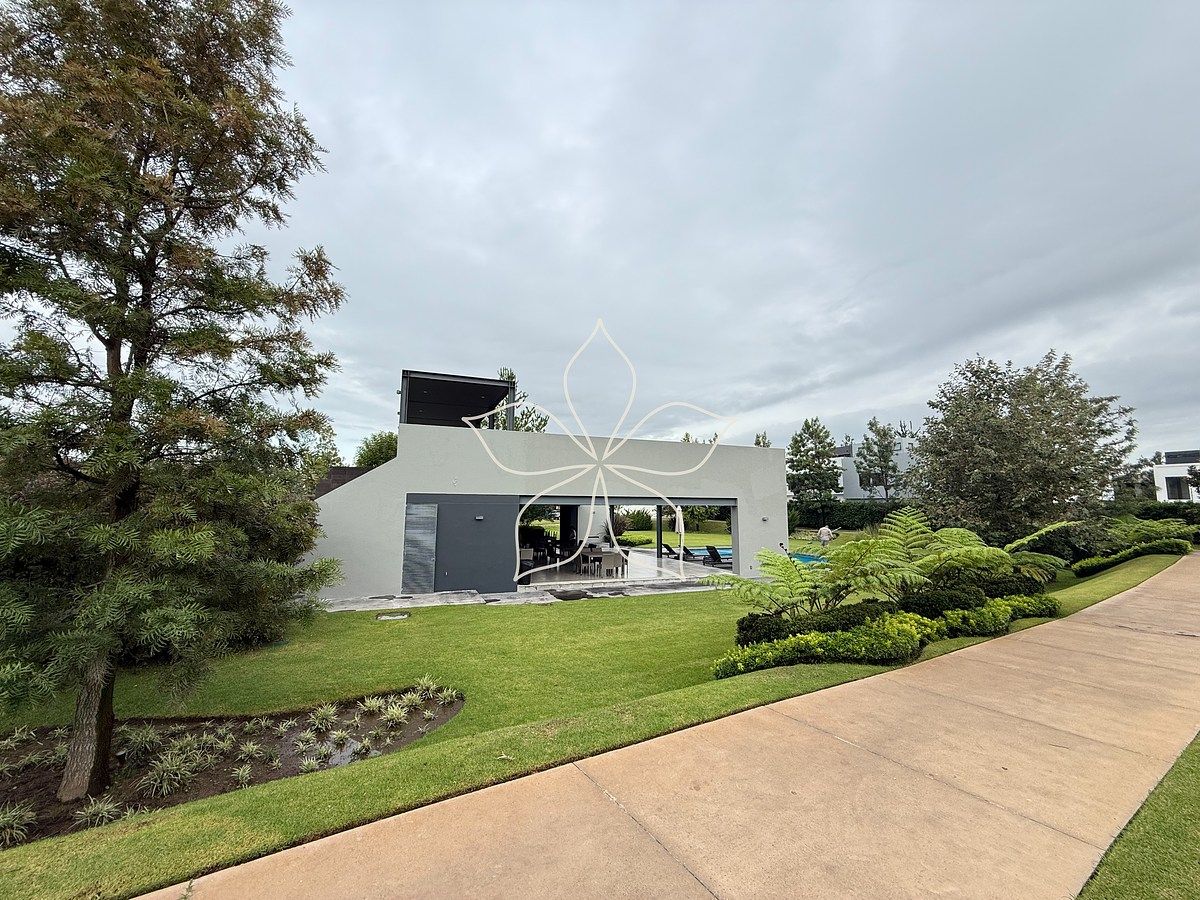 21 of 21: Amenidades