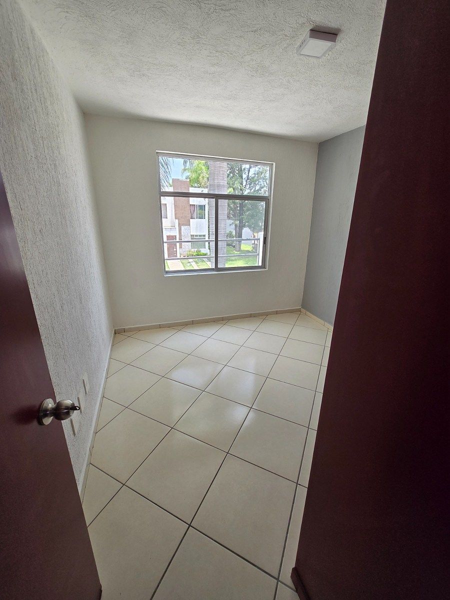 Casa en La Unión del Cuatro, Tlajomulco de Zúñiga, foto 29 de 45