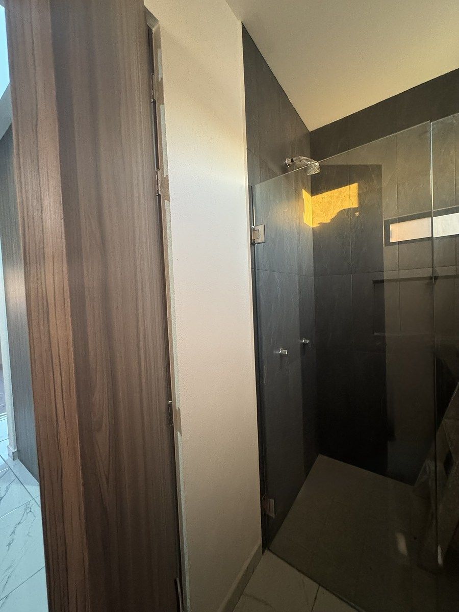 CASA EN VENTA de 4 recámaras en el Condado Corregidora Querétaro