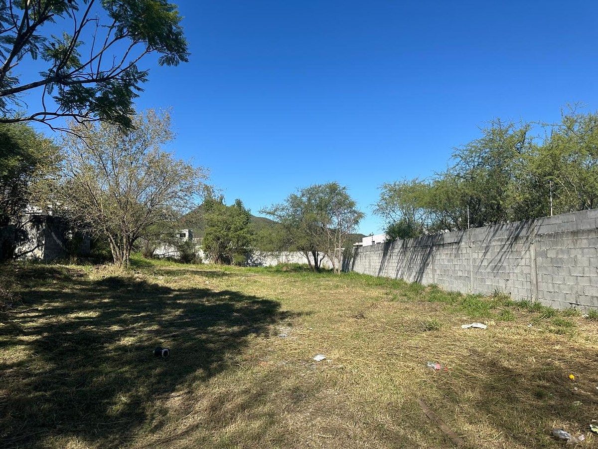 Terreno en Venta Carretera Nacional-zona el Uro en Monterrey N.L.