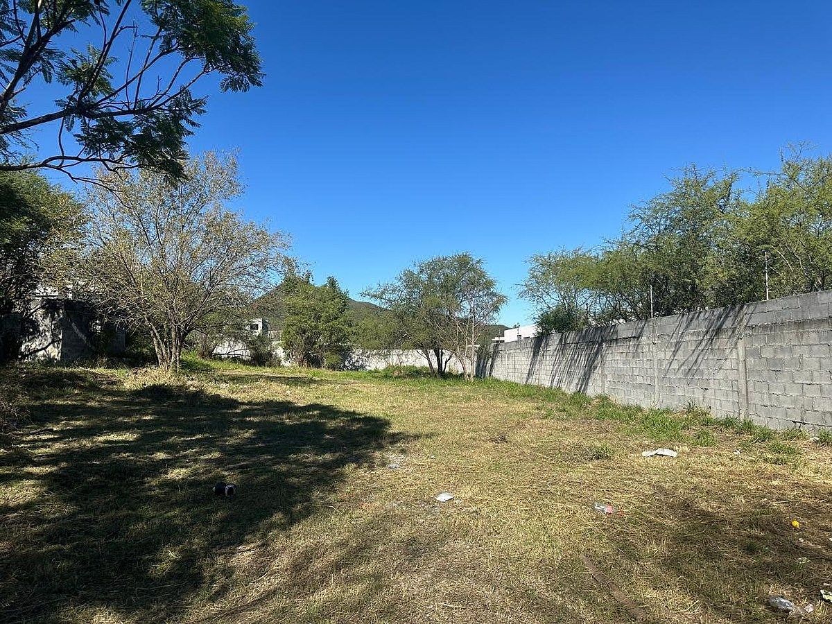 Terreno en Venta Carretera Nacional-zona el Uro en Monterrey N.L.