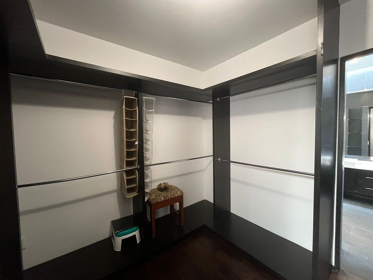 14 de 27: Armario Recámara Principal