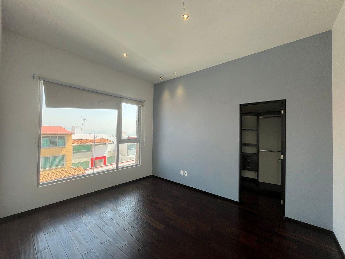 17 de 27: Tercera Recámara