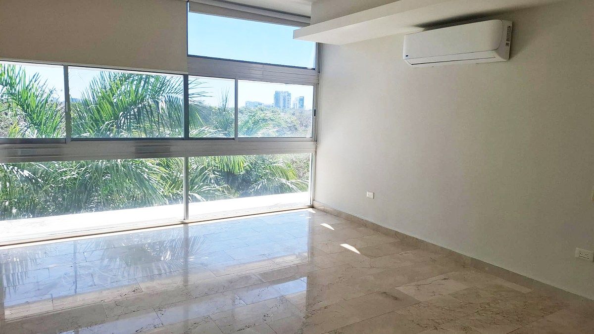 2 de 14: RECAMARA PRINCIPAL