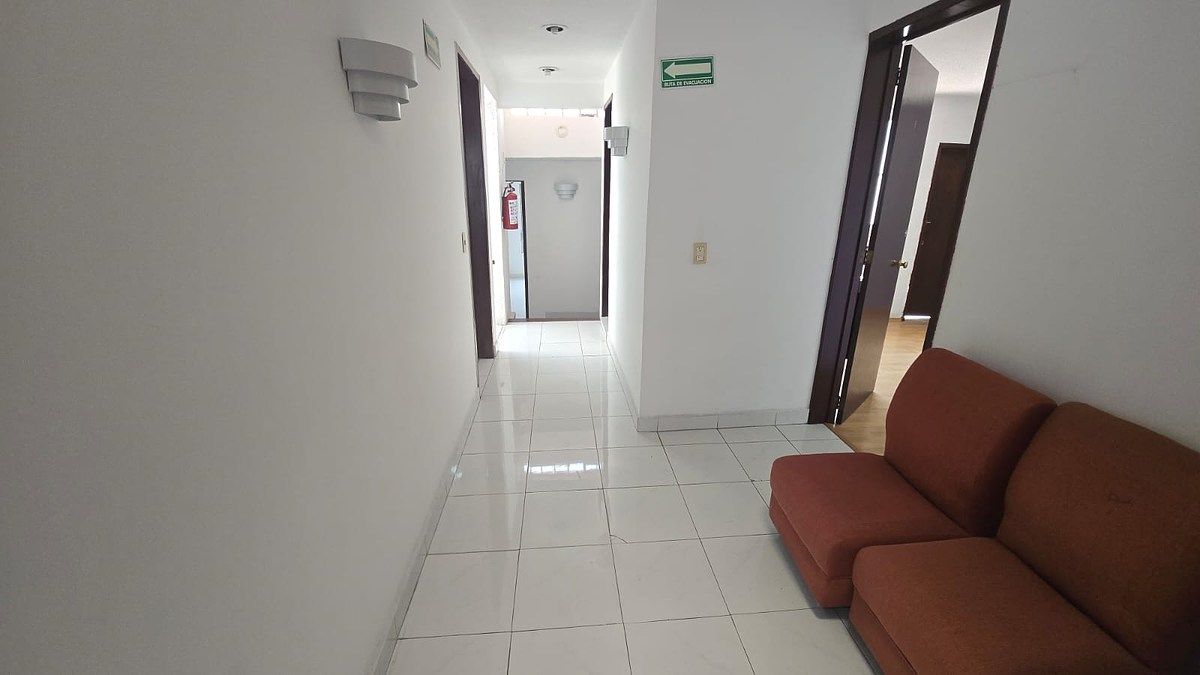 Casa con uso de suelo en Ciudad Satélite, Naucalpan de Juárez, foto 34 de 42