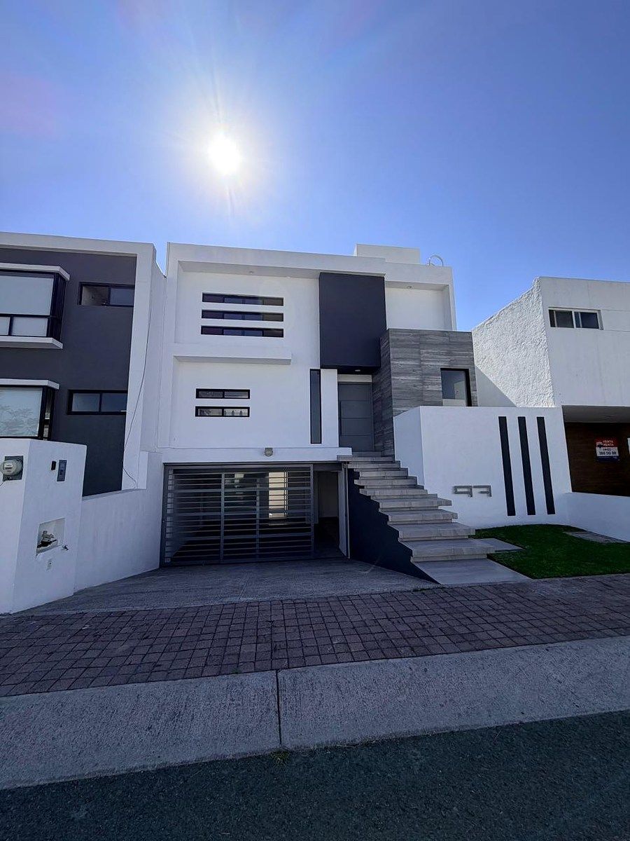 Casa 3 rec Colinas de Juriquilla $6,000,000.00 (SM)