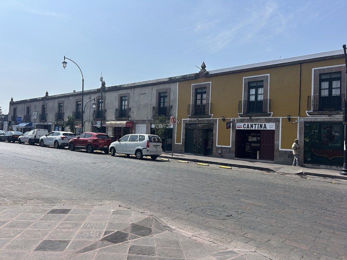 20 de 20: Ezequiel montes/ muy amplia