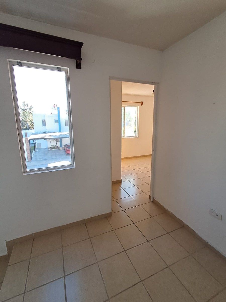 14 de 28: CUARTO PRINCIPAL