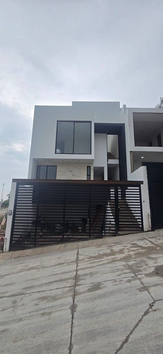VIVA DENTRO DO ZMG!! PRÉ-VENDA DE CASA COM JARDIM NA COBERTURA, ESCOLHA OS ACABAMENTOS, foto 1 de 24