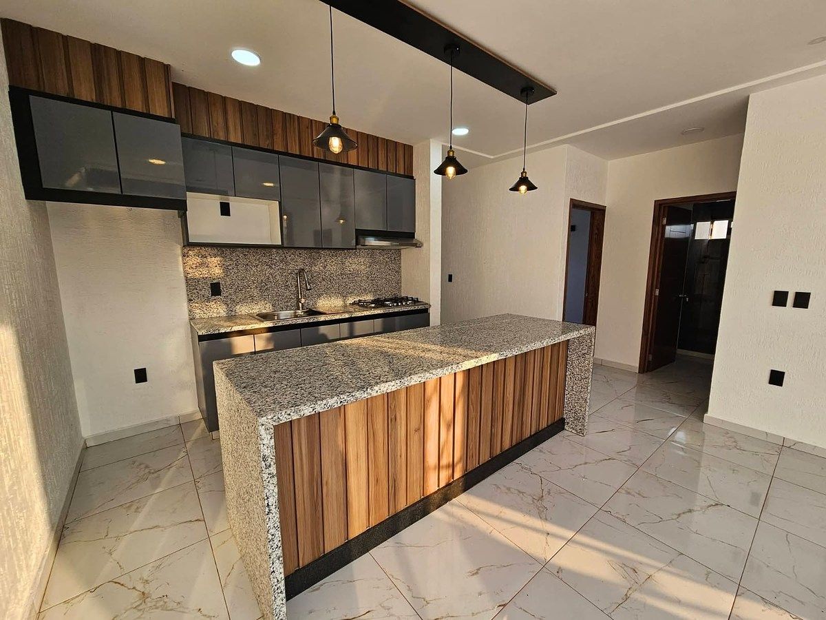 2 de 9: Cocina equipada