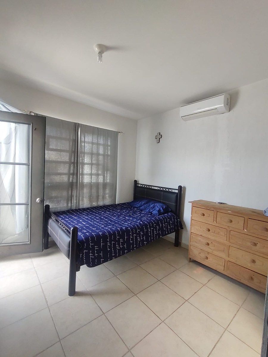 13 of 25: Habitación principal - planta alta