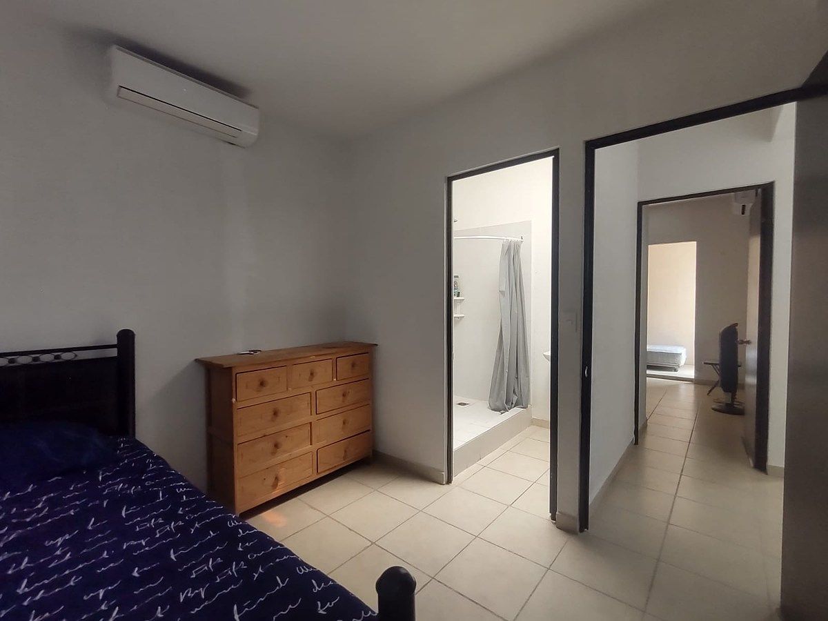 14 of 25: Habitación principal - planta alta