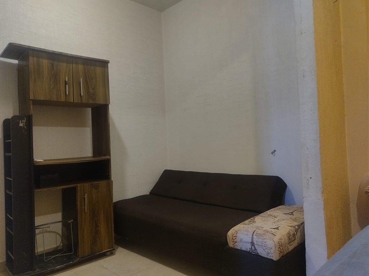 8 of 25: Habitación planta baja