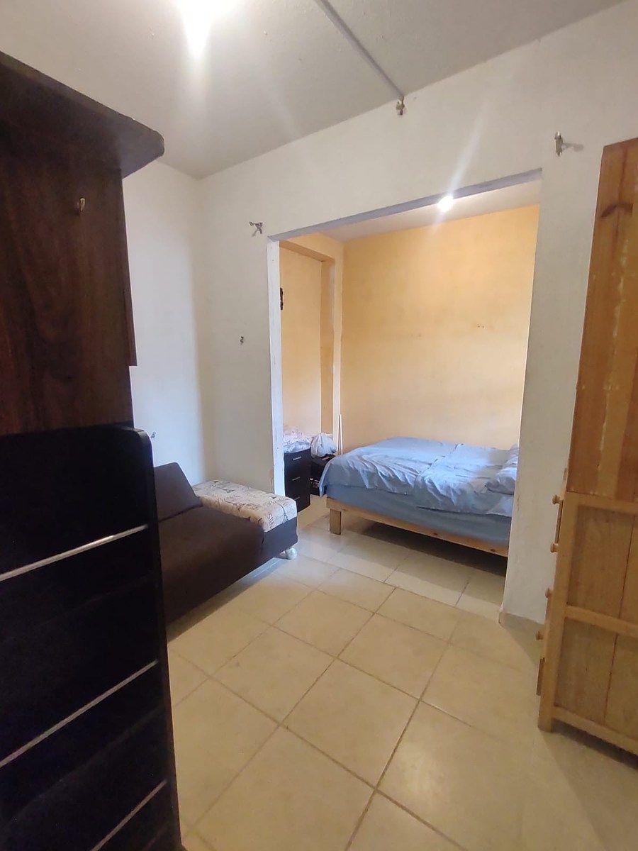 7 of 25: Habitación planta baja