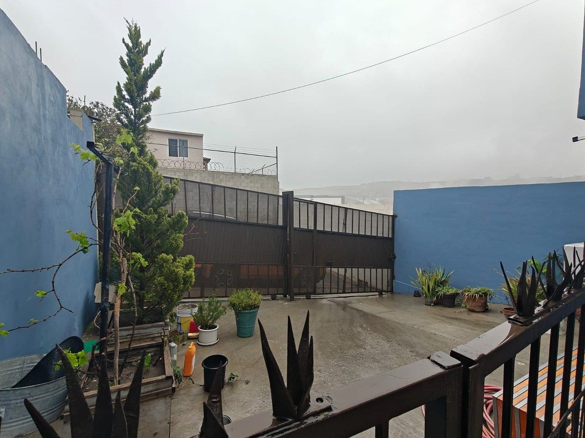 4 de 10: ESTACIONAMIENTO