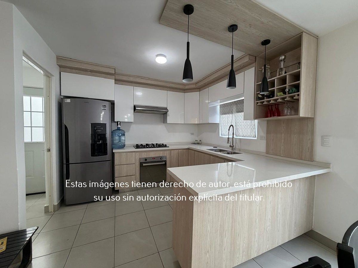 7 de 22: Casa Amueblada en Renta en Arezzo, Dominio Cumbres