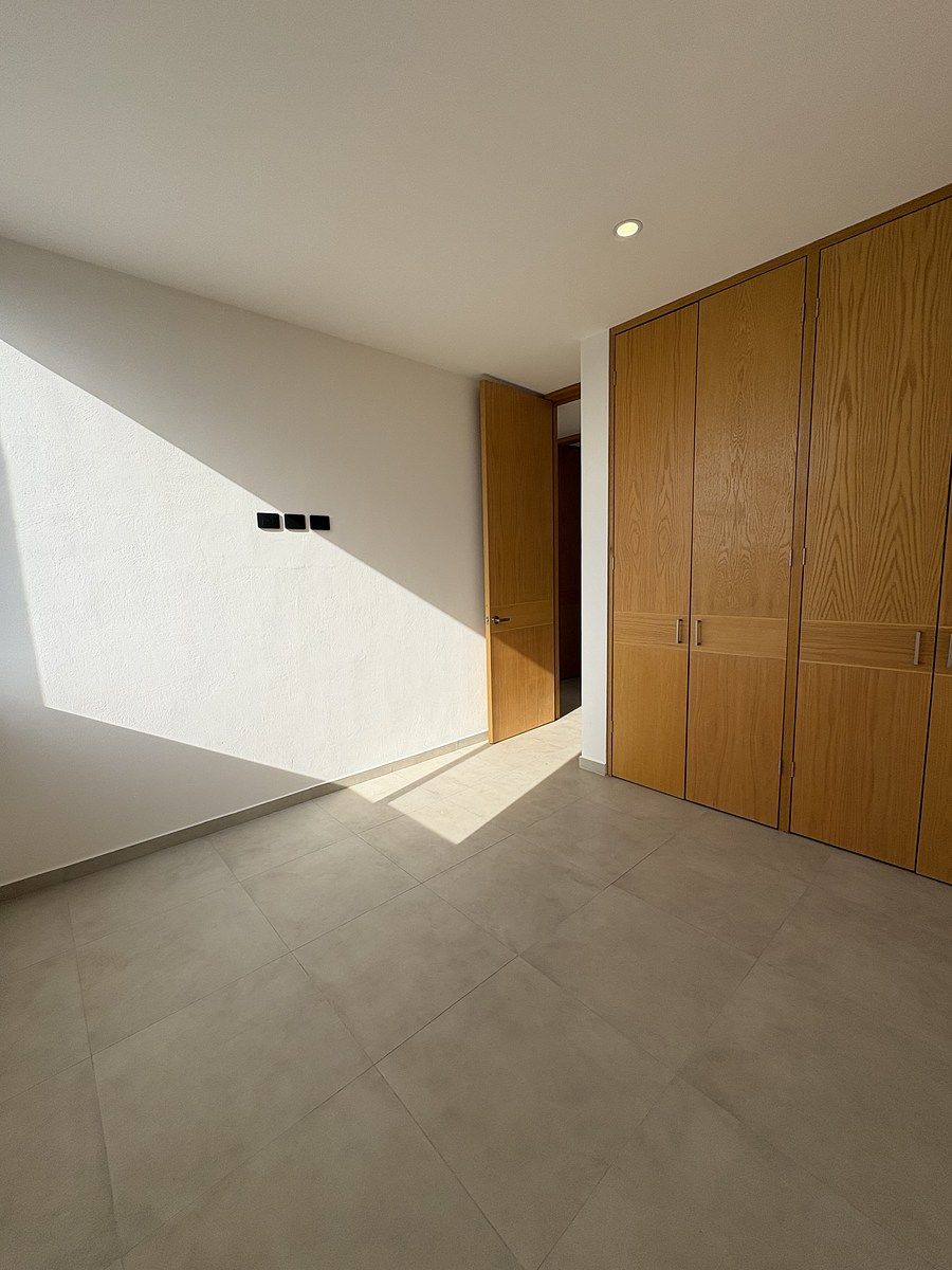 6 de 22: Recámara 2