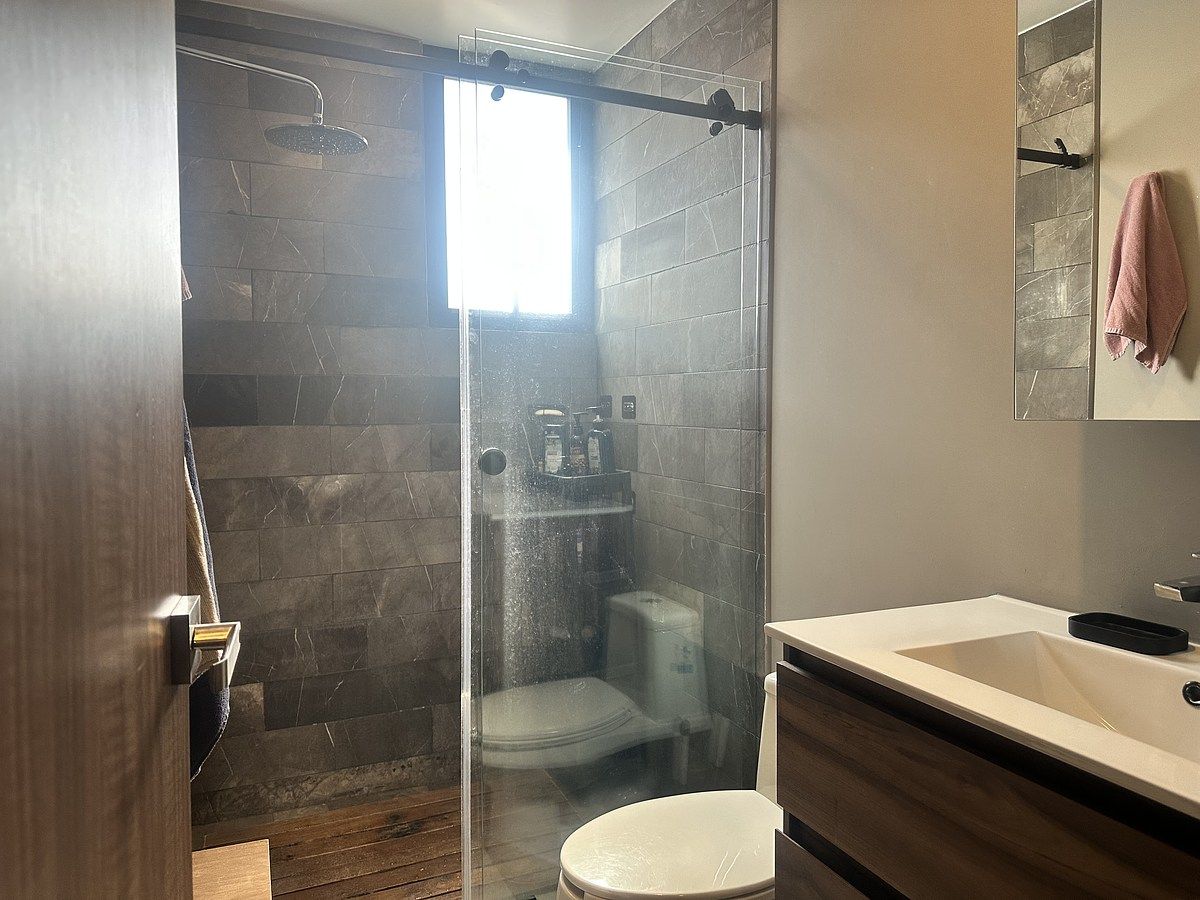 6 de 19: Baño principal