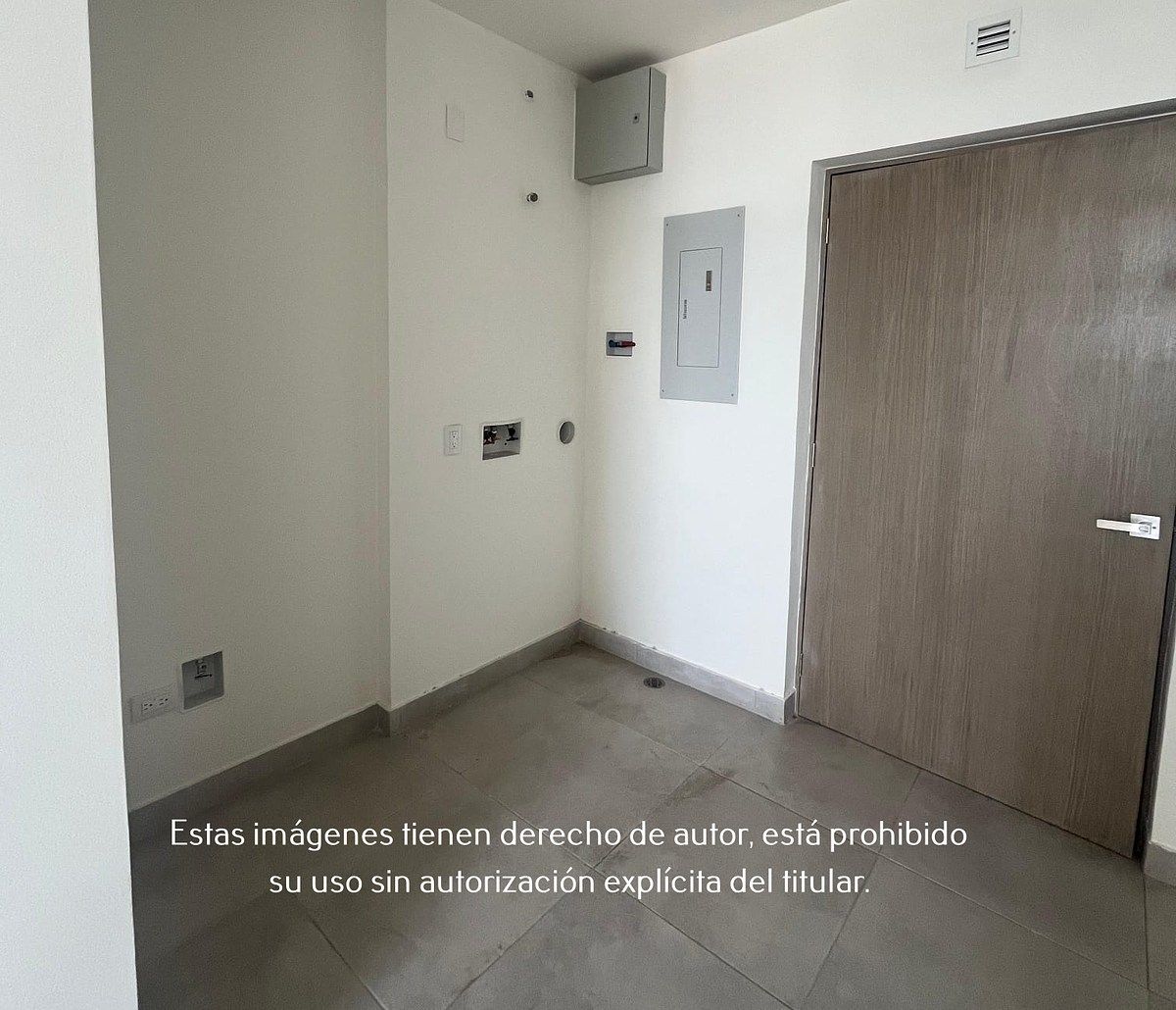 7 of 9: Departamento en Venta en Arena Calzada, Centro de Monterrey