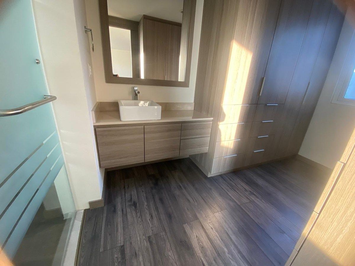 7 de 13: Walking closet