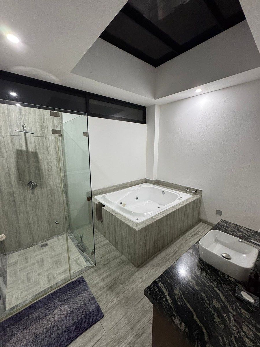 Baño Rec. principal c/jacuzzi., foto 14 de 20