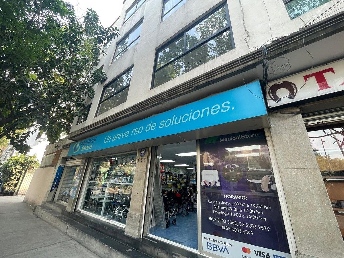 1 de 12: Local en esquina con excelente ubicación en Polanco.