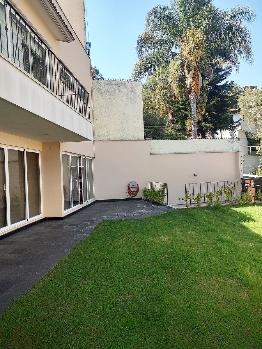 2 de 12: Casa en Venta en Colinas del Bosque Rayo Vende ®