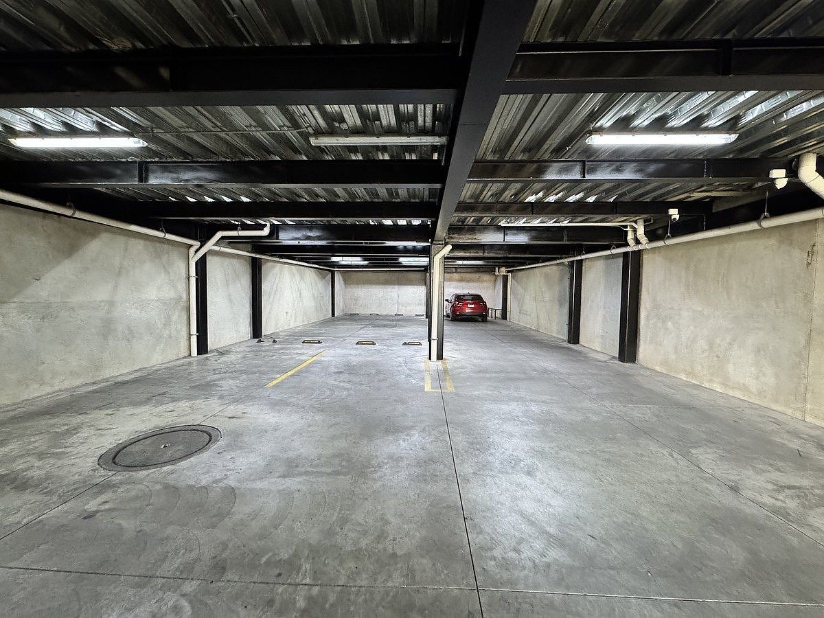 14 de 19: Local comercial en renta, colonia La Estancia Zapopan