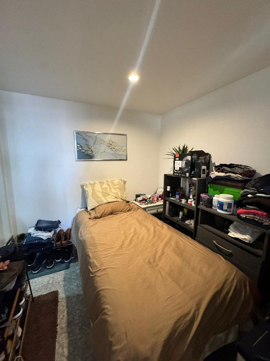 20 of 40: Cuarto de servicio