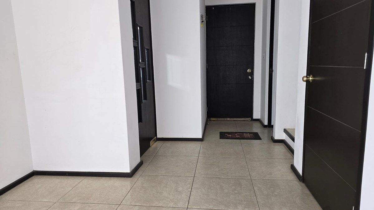 2 de 21: Vestíbulo planta baja