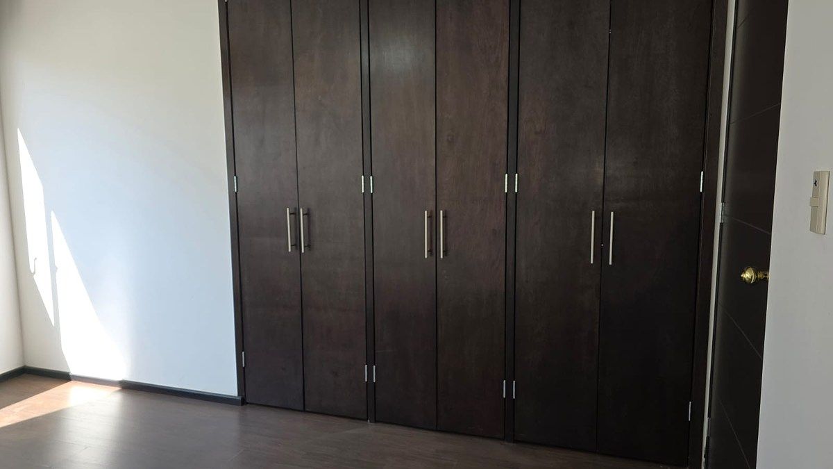 13 de 21: Closet recámara 1