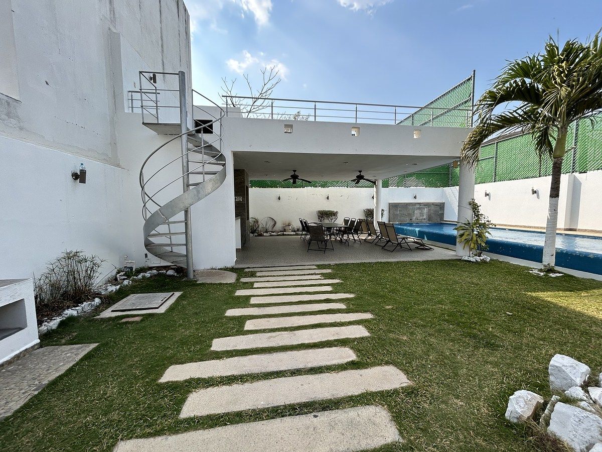 28 de 30: Amenidades salón usos múltiples