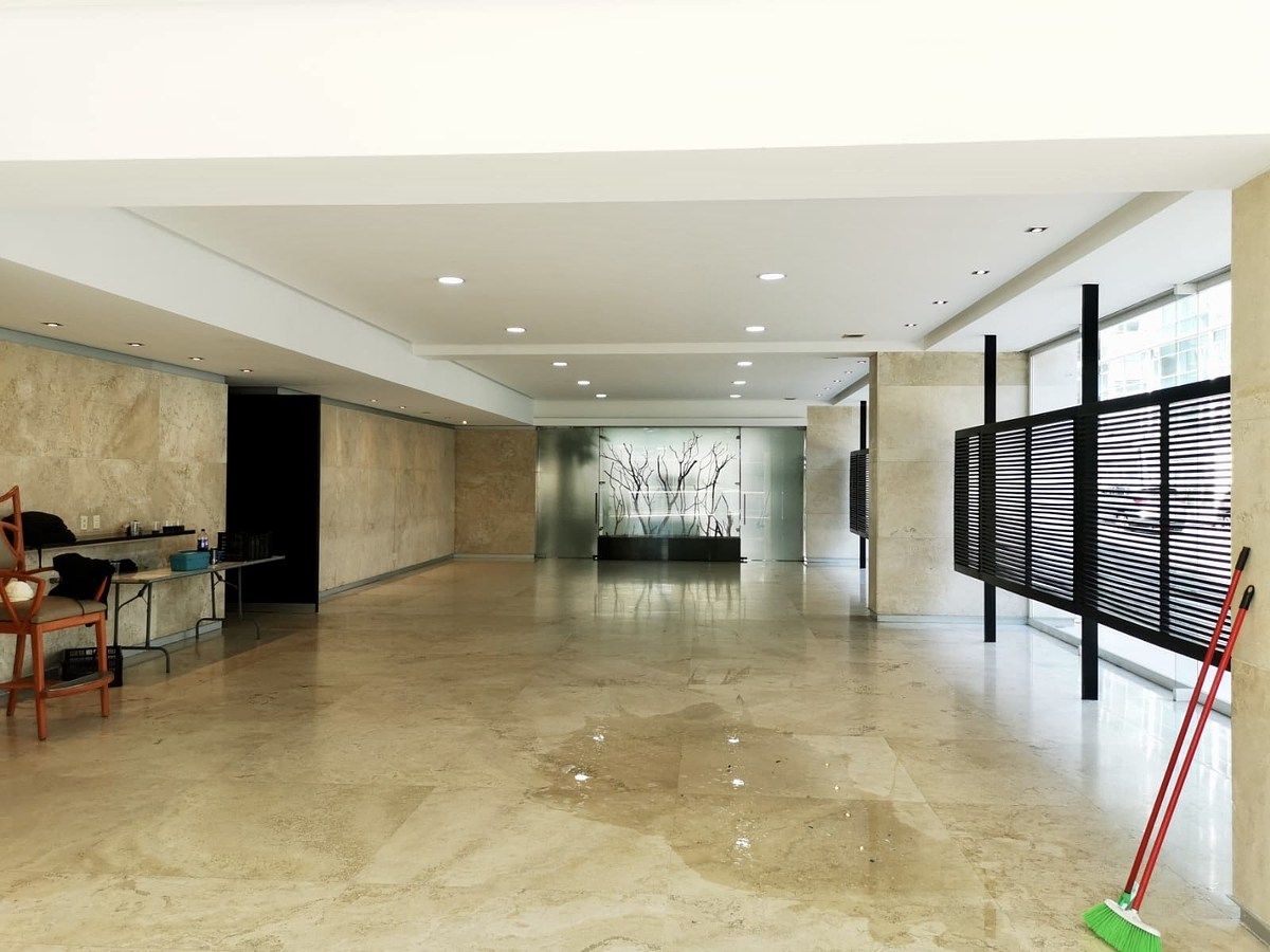 23 de 24: Salón de fiestas