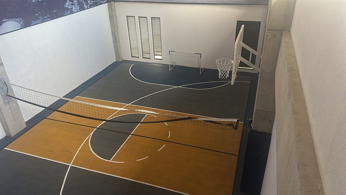 10 de 16: Cancha multiusos