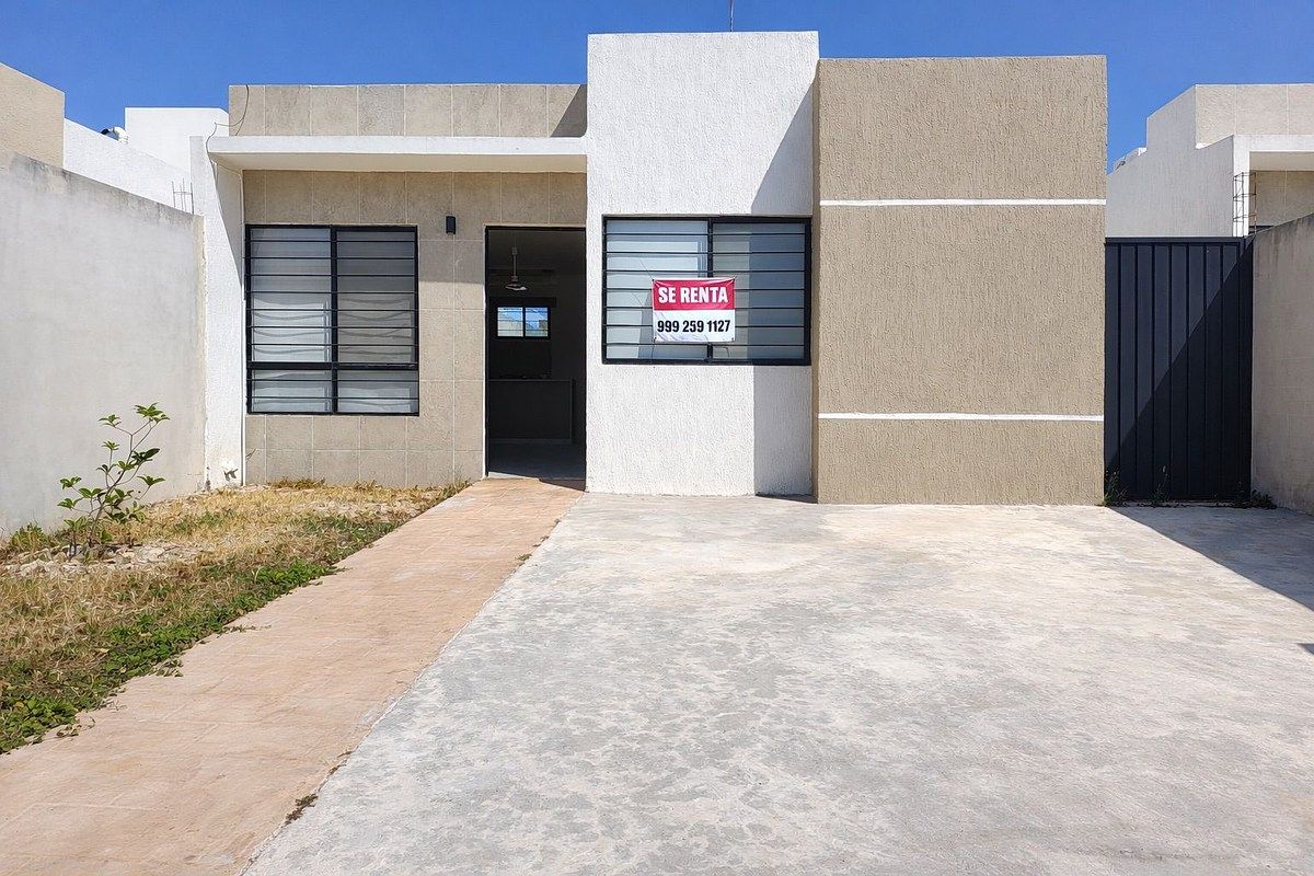 1 de 8: FRENTE DE LA CASA