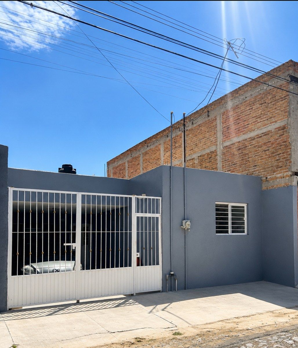 Casa en venta una sola planta 4 habitaciones, photo 1 of 7