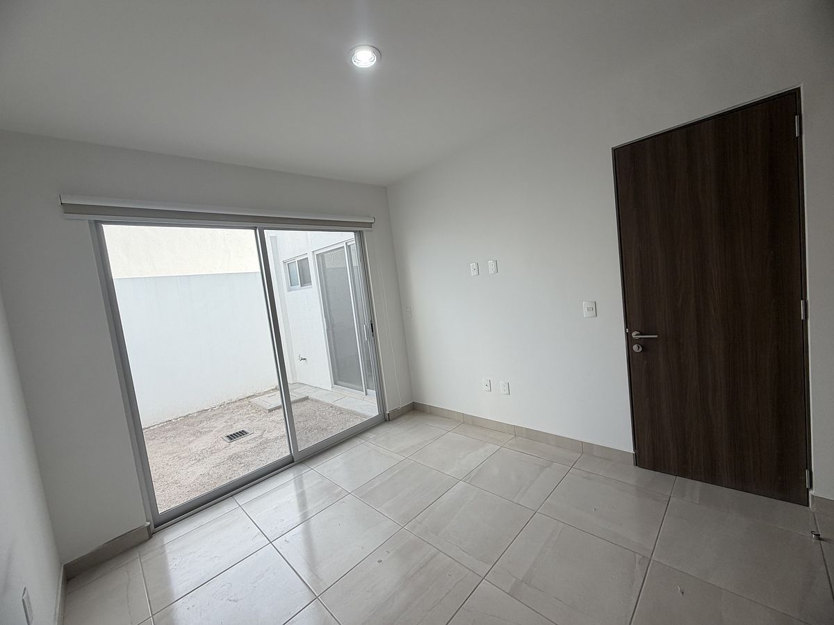 15 de 28: RECÁMARA SECUNDARIA