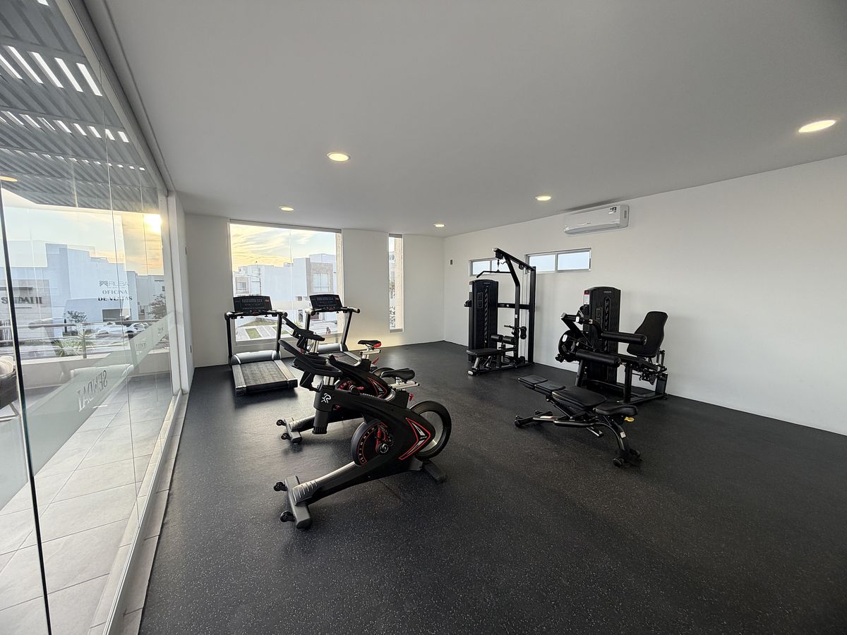 27 de 28: GYM CASA CLUB